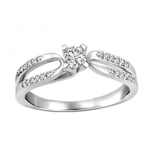 Ladies' ring white gold, Canadian diamond